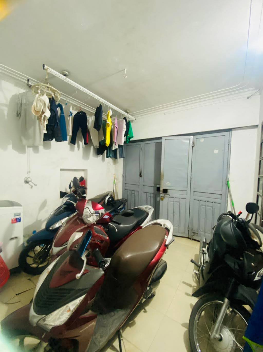 BÁN NHÀ 3 TẦNG, 50M2, PHỐ ĐẠI LA - HAI BÀ TRƯNG - GIÁ 9 TỶ - SỔ ĐỎ CHÍNH CHỦ - Ảnh 2